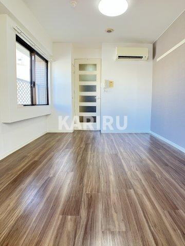 エンブレム都島の洋室