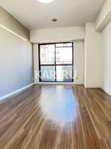 エンブレム都島の居間・リビング