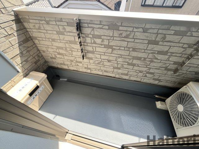 ジラフ吹田内本町のバルコニー