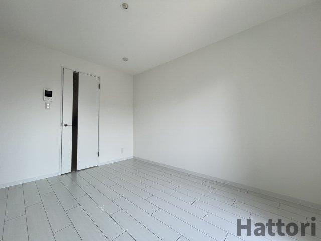 ジラフ吹田内本町の居間・リビング