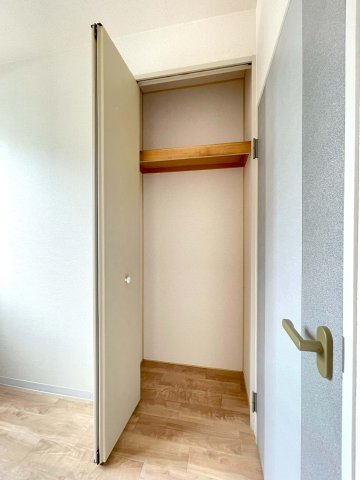 ロアンヌ A棟の収納