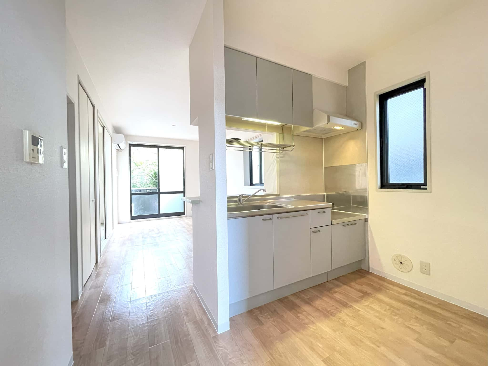 ロアンヌ A棟の居間・リビング