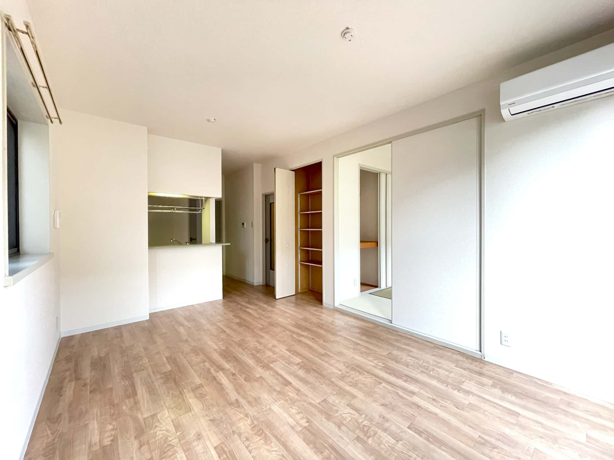 ロアンヌ A棟の居間・リビング