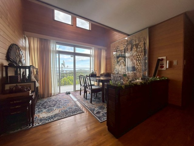 鴨川市宮　中古戸建の居間・リビング