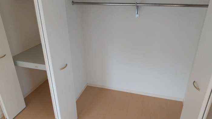 ハーズリッチ北高見の収納|クローゼット