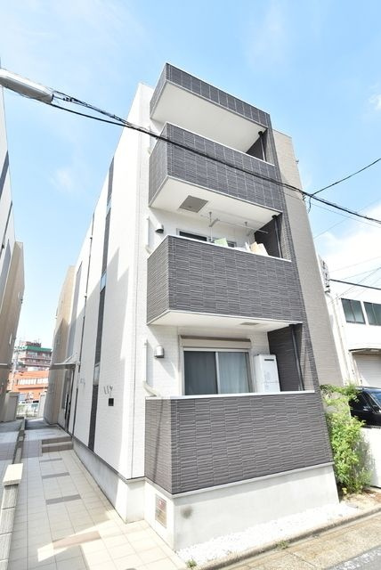 Ｃｈｅｒｉｍ烏森Ｅａｓｔ