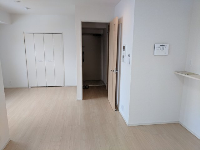 東京tebikiの居間・リビング