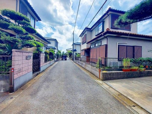 【前面道路含む現地写真】 | 海老名市杉久保北１丁目　売地 | 前面道路含む現地写真です