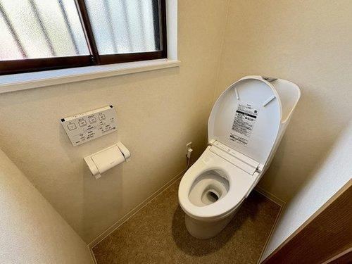 明石市大久保町大窪 戸建てのトイレ|トイレ