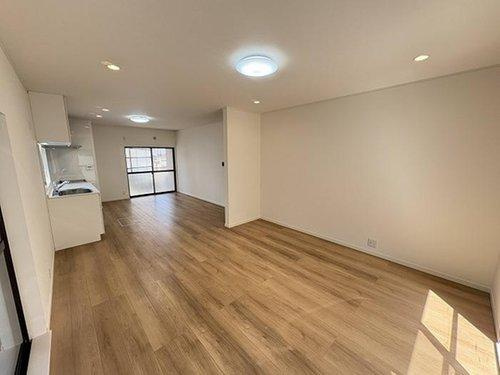 明石市大久保町大窪 戸建ての居間・リビング|リビングダイニング