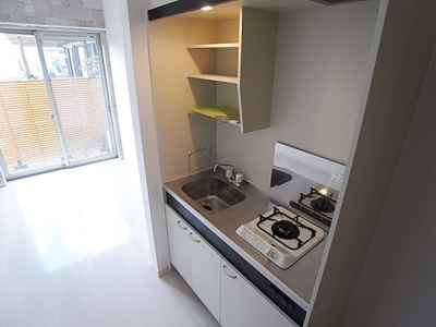 【キッチン】 | M’SGARDEN鈴蘭台 | 上部棚付1口ガスコンロのキッチン