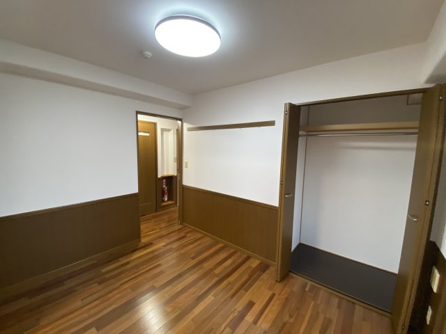 ヴェルドミール真地の居間・リビング