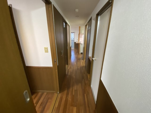 ヴェルドミール真地の玄関