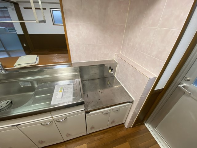 ヴェルドミール真地のキッチン