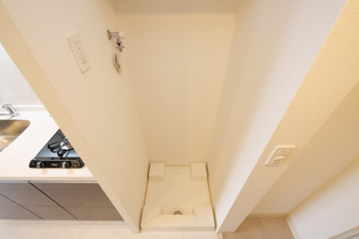 【設備】 | エステムコート大阪シティサイト | 洗濯機置き場です