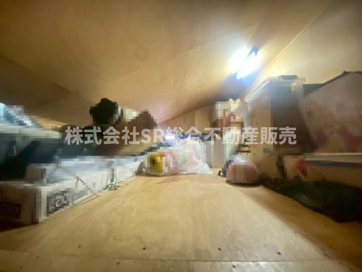 弥生町中古戸建の収納|屋根裏収納があり季節ごとに使わない物を収納できます