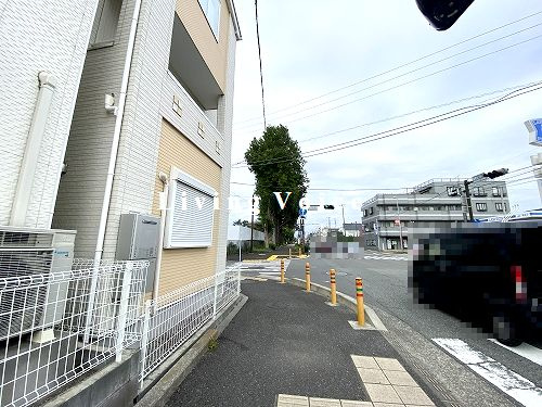 【前面道路含む現地写真】 | 【仲介手数料０円】藤沢市みその台　中古一戸建て | 藤沢市みその台　中古一戸建て