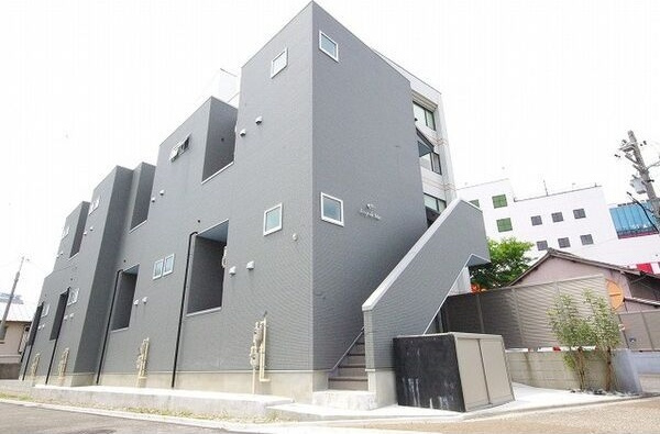 Loup　　de　　Mer　堀田(ルードメール