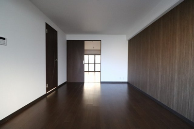 【洋室】 | ファーストパレス