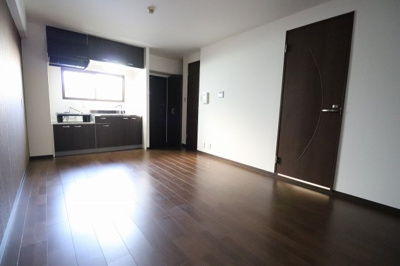 【居間・リビング】 | ファーストパレス