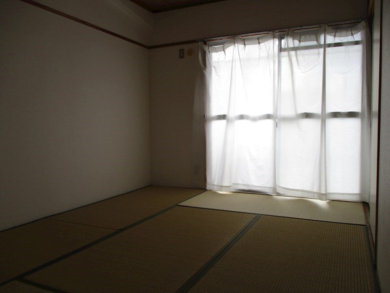 アーバン京命Ⅰの和室