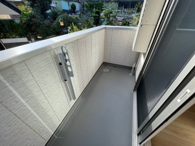 YKメゾン向陽のバルコニー