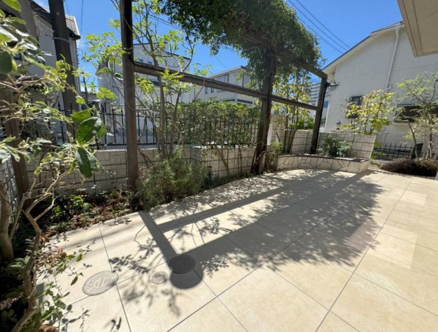 横浜市港南区港南台1丁目 中古戸建て【仲介手数料無料】カースペース2台