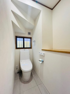 【トイレ】 | 厚木市上荻野戸建⑤ | コンパクトで使いやすいトイレです