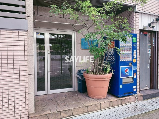 アベニューリップル長田Ⅱのエントランス