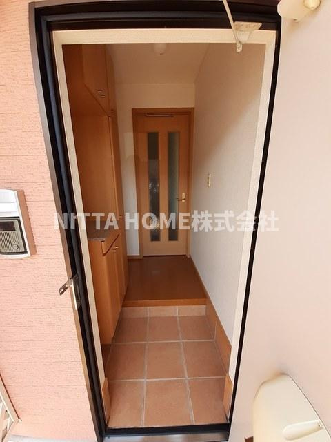 ボヌールＣの玄関