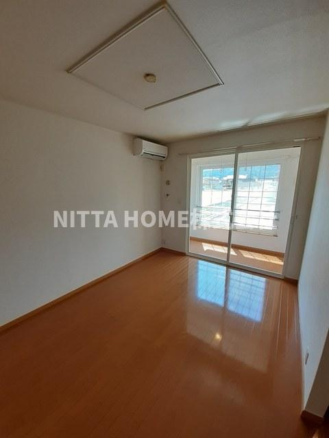 ボヌールＣの居間・リビング|明るいリビングです(^^)/