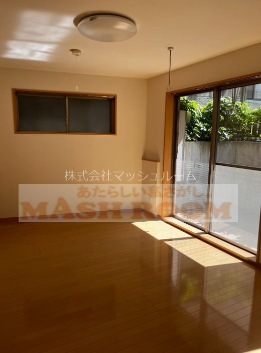 ハックベリーの寝室