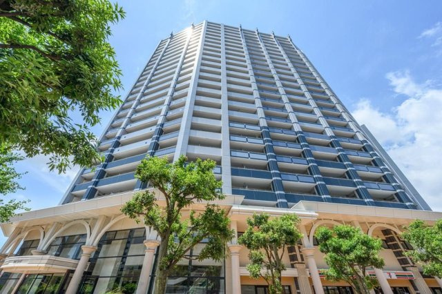 ヨコハマタワーリングスクエア　ザ・イーストの外観