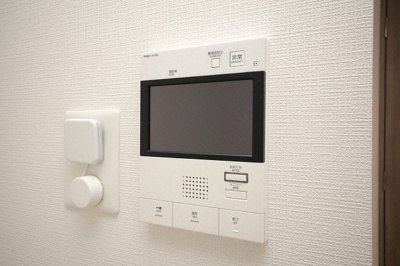 【セキュリティ】 | エスリード新大阪グランゲートサウス | モニター付きインターホンです