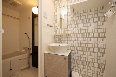 【洗面所】 | エスリード新大阪グランゲートサウス | スペースが確保できる洗面所です