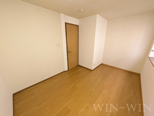 アライブの寝室