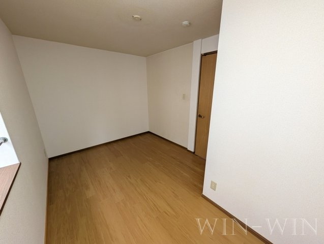 アライブの寝室