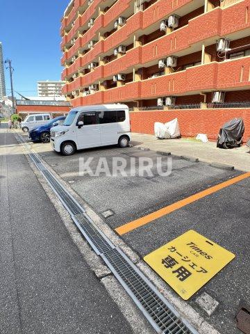 東洋プラザ高倉の駐車場