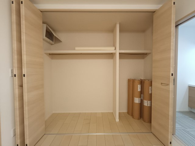 吉川市　吉川1丁目　新築戸建　　全1棟の収納|大きなスペースがあり、収納には困りません