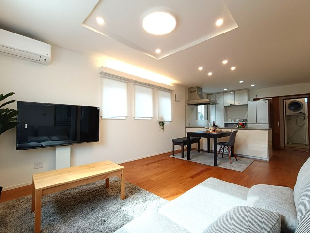 吉川市　吉川1丁目　新築戸建　　全1棟の居間・リビング|ゆったり過ごせる居間です