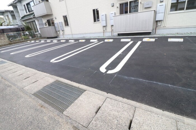【駐車場】 | グリーンシード Ｂ | 駐車場