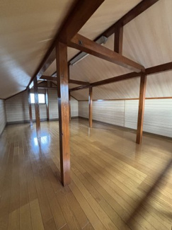 【その他】 | 川口市東本郷　中古戸建 | 4階の広々スペースです！！梁・柱はありますがワクワクする空間です