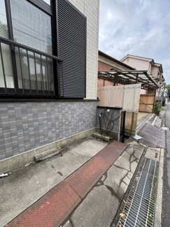 【駐車場】 | 川口市東本郷　中古戸建 | 車種に寄りますがカースペースあり！