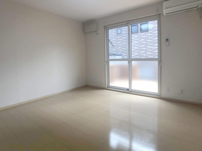 【居間・リビング】 | スウィートアップルＢ | 居室・リビング