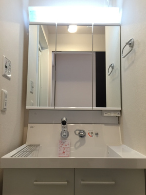 【独立洗面台】 | サンライズコーポ Ｃ | 洗面台
