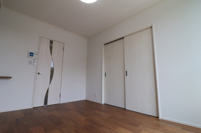 【洋室】 | アクシィブⅦ | ６帖洋室