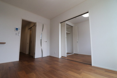 【洋室】 | アクシィブⅦ | ６帖洋室