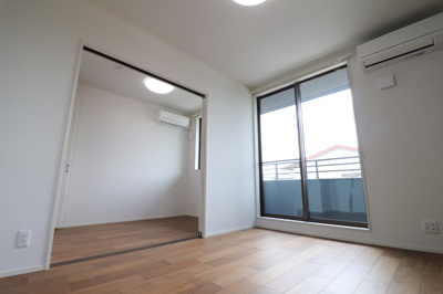 【洋室】 | アクシィブⅦ | ６帖洋室