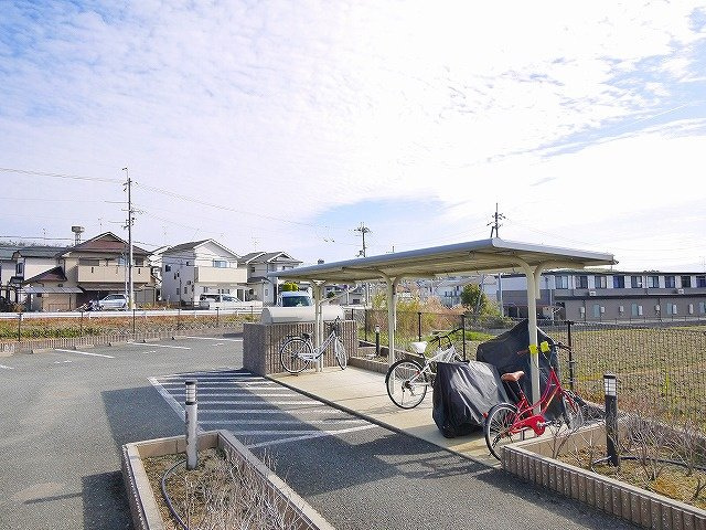 レオパレスめいのその他共用部分|駐輪場