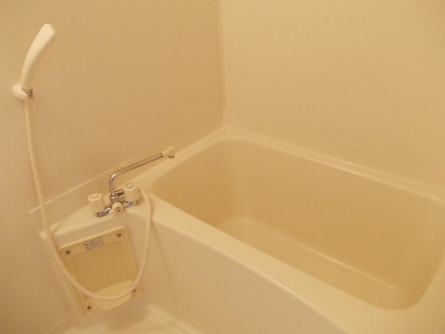 ブルーマウンテンⅢの浴室